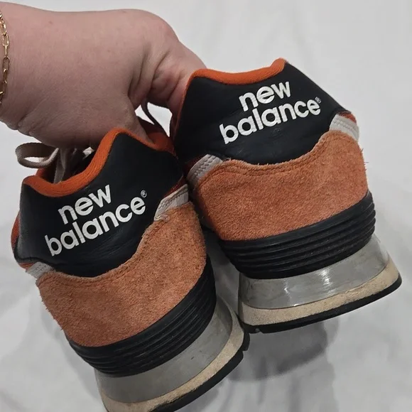 New Balance 574 Orange And Black sneakers 12 - Picture 4 of 9
